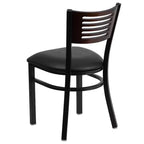 Chaise de salle à manger à dossier en lattes métalliques et siège en vinyle
